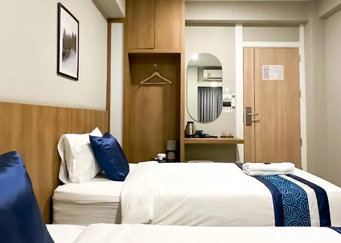 B Hotel 4*