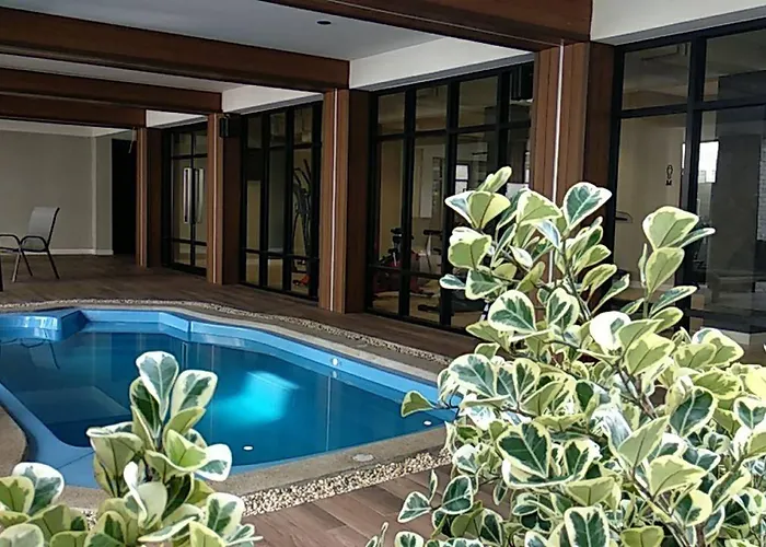 B Hotel 4*